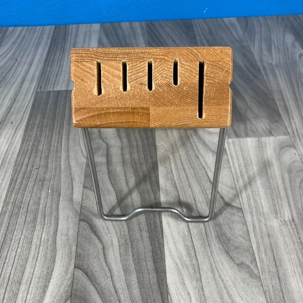 CUTCO Space Saver Knife Block 5-Slot Wood Honey Oak #1746 w/ Foldable Bar